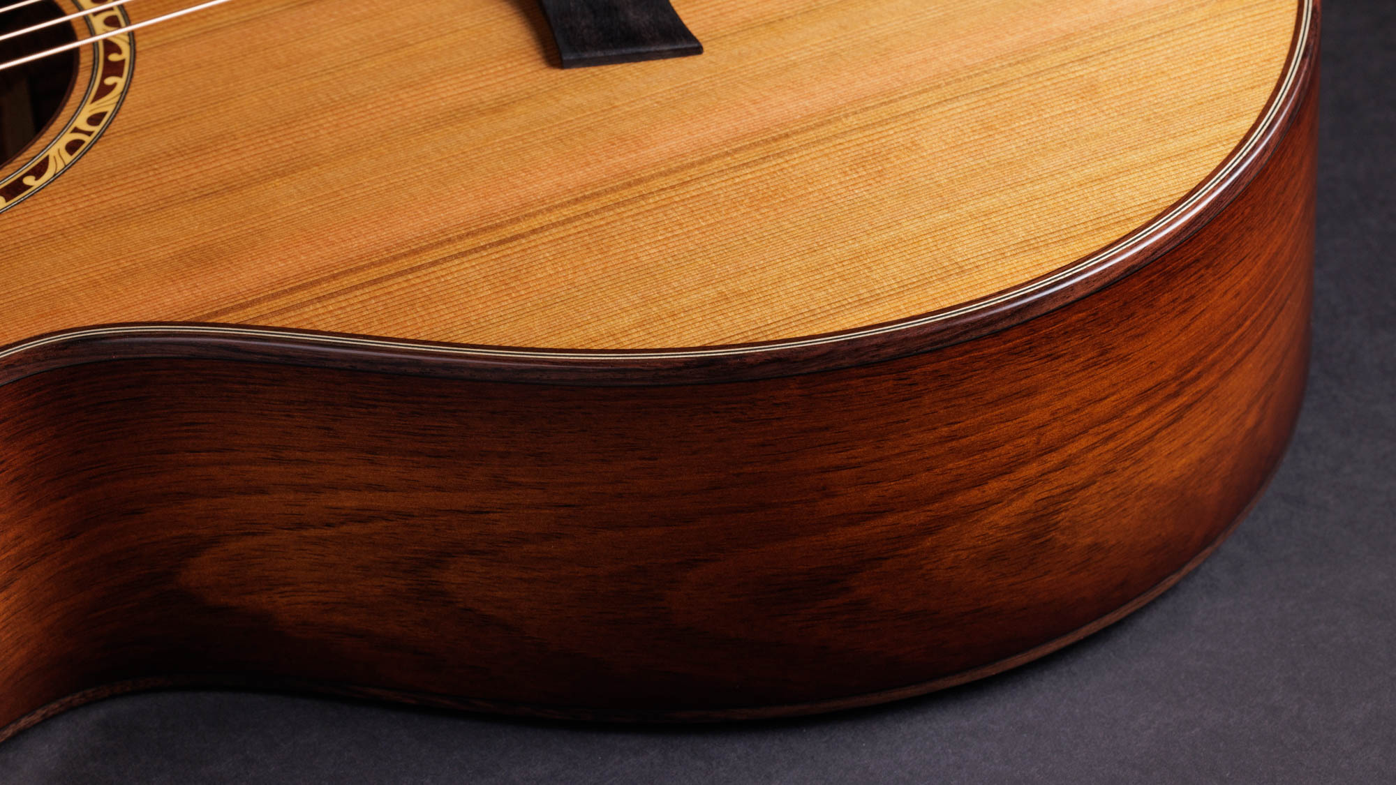 Taylor-C12ce-12-Fret-B3013-1202223129-gallery-06-2023[1].webp