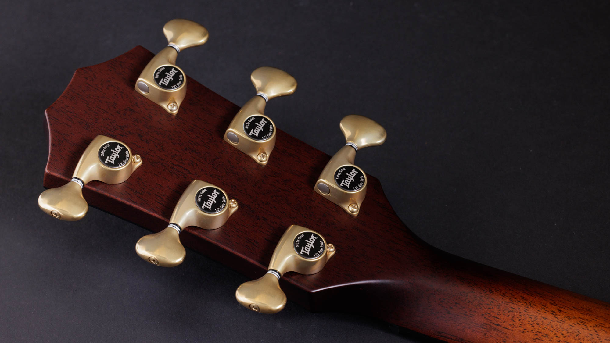 Taylor-C12ce-12-Fret-B3013-1202223129-gallery-09-2023[1].webp